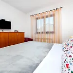 Apartments Mirela